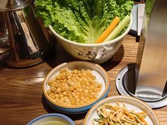 -明洞阿姨·韩式酱蟹烤肉·创意料理(三元桥店)