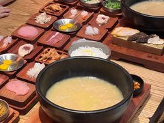 -银米·云南传统过桥米线(双廊黑金冠店)