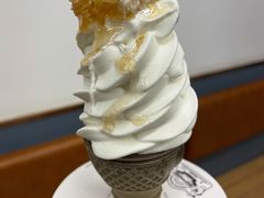 疯狂的蜂蜜冰淇淋-OUR Bakery(三里屯太古里店)
