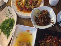 -隔壁老王·家常云南菜(花巷店)