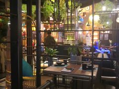 露天位-临界音乐酒馆·小龙虾·江湖菜(华熙LIVE·鱼洞店)