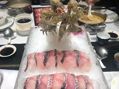 -红鼎豆捞·非遗鲍皇汤火锅(宝丰路店)