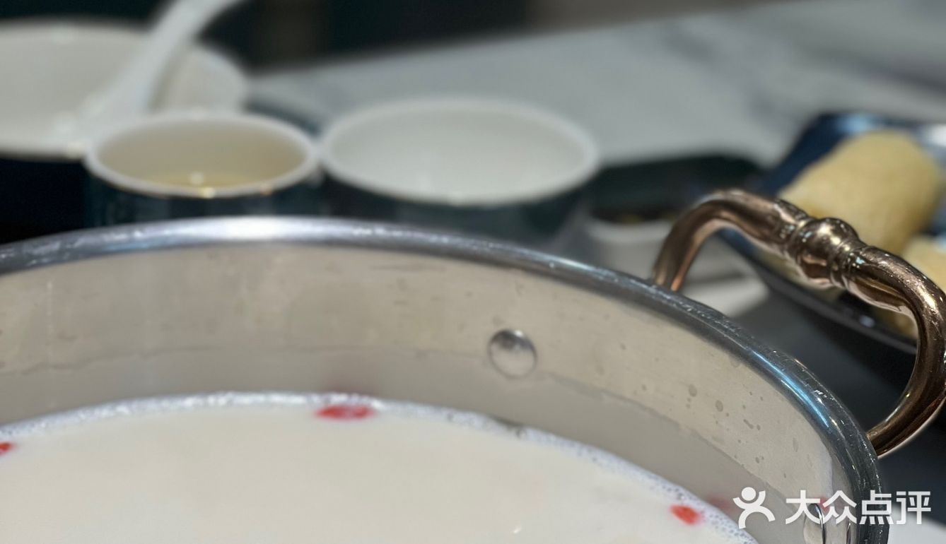 广州探店｜没想到豆浆和象拔蚌如此的搭配💯
