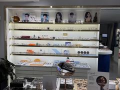 -视野联行眼镜蔡司·依视路官方授权店(顺城店)