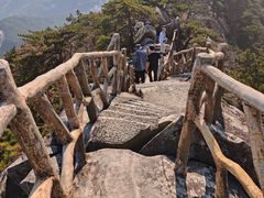 -罗田薄刀峰风景区