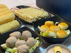 -鲜入围煮花胶鸡海鲜火锅