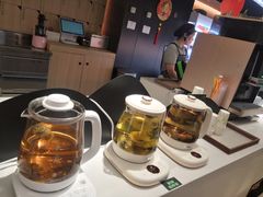 -涨巢·潮玩水疗局