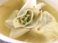 -笑来喜馄饨小笼工坊店(湖滨街店)