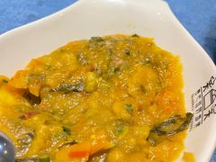 -香巴拉云南餐厅(华莱坞店)