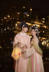 -麦田·婚纱摄影(天河新天地店)