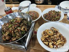 -笨罗卜浏阳菜馆(星沙店)