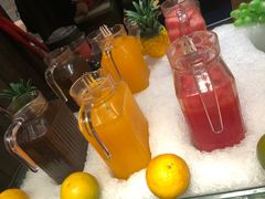 -领鲜活海鲜榴莲自助火锅(东门店)