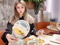 -老乡鸡(上海白玉兰广场店)