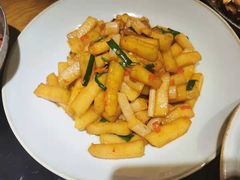 酸冬瓜炒藕尖-吃饭皇帝大(长宁龙之梦店)