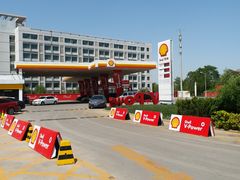 -壳牌华苑加油站