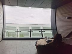 -上海滴水湖皇冠假日酒店