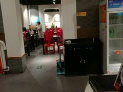 大堂-北平食府·北京烤鸭(北京西站六里桥店)