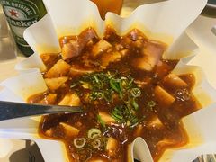 -穹六人间 people 6(岳阳路店)