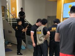 -超鹿运动(大唐世家店)