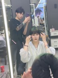 -藤野造型烫发染发