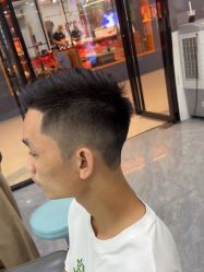 -藤野造型烫染接发