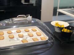 -杭州中沃沃尔沃4S店(滨江区店)