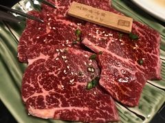 -山川小町·极番烧肉(新地假日广场店)
