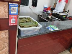 -任记七中刀削面(总店)