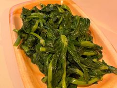 清炒豆苗-龙门阵茶屋川菜馆(武康路店)