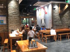 大堂-弄堂咪道-饭香·面香·馄饨香(兴梅店)