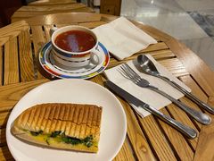 帕尼尼-丽都DELICATESSEN熟食店