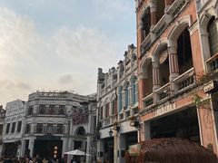 -海口骑楼小吃街