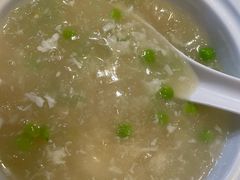 鲜蟹肉东蓉羹-皇朝会.经典传统粤菜(外滩店)