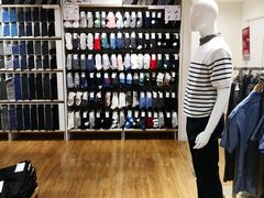 -优衣库(哈尔滨中央大街店)