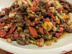现炒黄牛肉-老湖南·河鱼一锅鲜(兆禾里店)