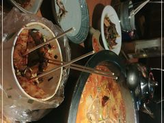 -野山舂·贵州现舂酸汤火锅(鸿通城店)