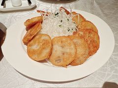 鹅肝酱煎藕夹-万豪中餐厅·粤菜·北京粤财JW万豪酒店
