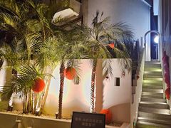 -蜜悦·波西塔诺悬崖海景餐厅
