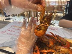 -三妹小龙虾·黄油蟹(华侨城总店)