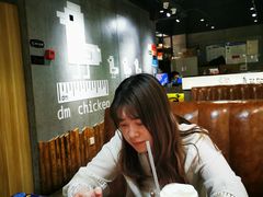 -肥肥虾庄·金牌油焖大虾(杨园滨江时代walk店)