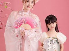 -经典婚纱摄影美学馆·私人定制