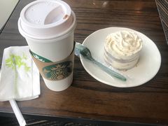 -星巴克臻选(盐城金鹰聚龙湖店)