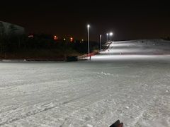 -华彬猛犸滑雪场