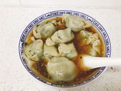 菜肉馄饨-古徽州馄饨店(宝安路店)