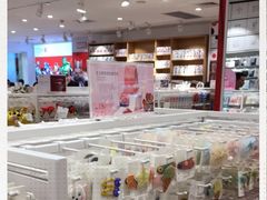 -名创优品(广东省广州琶洲保利广场店)