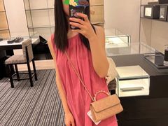 -CHANEL(戴高乐机场T 2E店)