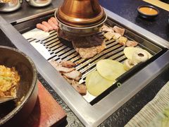 -臻牛烤肉