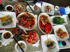 -四川小胡子海鲜(丁村万人海鲜广场店)