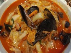 炒海鲜面-香港饭店0410(明洞店)