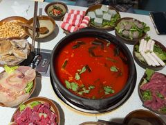 -贵府酸汤牛肉火锅·贵州老字号(飞山街店)